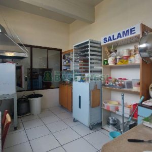 Loja com 230m², no bairro Santa Catarina em Caxias do Sul para Alugar