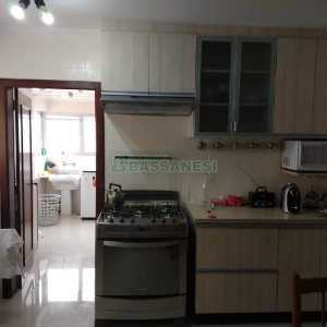 Apartamento com 128m², 3 dormitórios, 1 vaga, no bairro Centro em Caxias do Sul para Comprar
