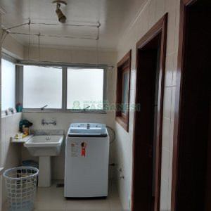 Apartamento com 128m², 3 dormitórios, 1 vaga, no bairro Centro em Caxias do Sul para Comprar