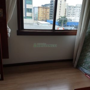 Apartamento com 128m², 3 dormitórios, 1 vaga, no bairro Centro em Caxias do Sul para Comprar