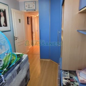 Apartamento com 115m², 3 dormitórios, 1 vaga, no bairro São Leopoldo em Caxias do Sul para Comprar