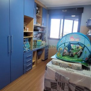 Apartamento com 115m², 3 dormitórios, 1 vaga, no bairro São Leopoldo em Caxias do Sul para Comprar