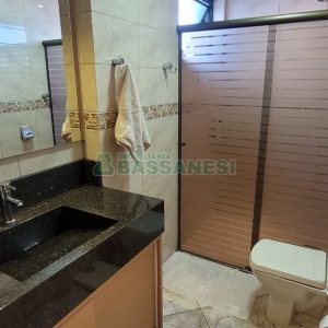 Apartamento com 115m², 3 dormitórios, 1 vaga, no bairro São Leopoldo em Caxias do Sul para Comprar