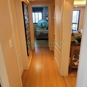 Apartamento com 115m², 3 dormitórios, 1 vaga, no bairro São Leopoldo em Caxias do Sul para Comprar