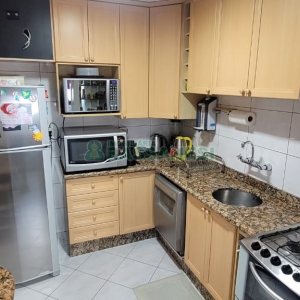 Apartamento com 115m², 3 dormitórios, 1 vaga, no bairro São Leopoldo em Caxias do Sul para Comprar