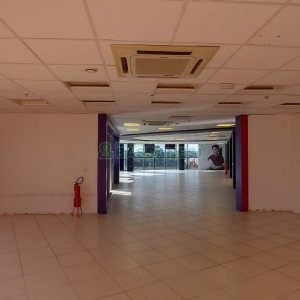 Sala com 460m², 3 vagas, no bairro Sanvitto em Caxias do Sul para Comprar