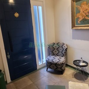 Casa com 270m², 3 dormitórios, 2 vagas, no bairro Altos do Seminario em Caxias do Sul para Comprar