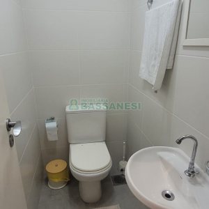 Casa com 270m², 3 dormitórios, 2 vagas, no bairro Altos do Seminario em Caxias do Sul para Comprar