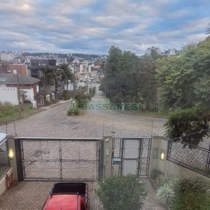 Casa com 270m², 3 dormitórios, 2 vagas, no bairro Altos do Seminario em Caxias do Sul para Comprar