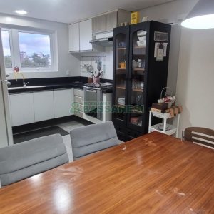 Casa com 270m², 3 dormitórios, 2 vagas, no bairro Altos do Seminario em Caxias do Sul para Comprar