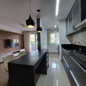 Apto Mobiliado com 58m², 2 dormitórios, 2 vagas, no bairro Madureira em Caxias do Sul para Alugar