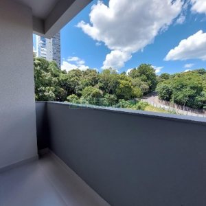 Apto Mobiliado com 58m², 2 dormitórios, 2 vagas, no bairro Madureira em Caxias do Sul para Alugar