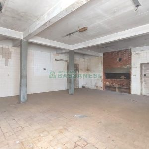 Predio com 3888m², no bairro Centro em Caxias do Sul para Alugar ou Comprar