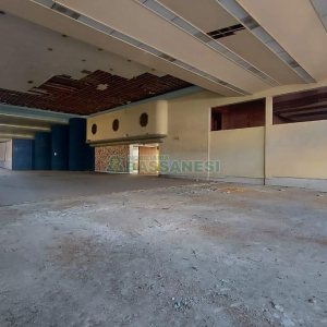 Predio com 3888m², no bairro Centro em Caxias do Sul para Alugar ou Comprar