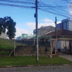 Terreno, no bairro Parque Oasis em Caxias do Sul para Comprar