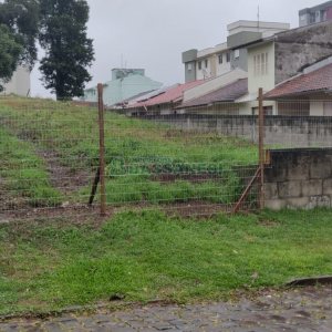 Terreno, no bairro Parque Oasis em Caxias do Sul para Comprar