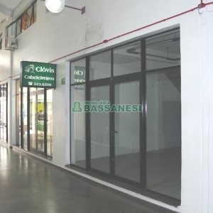 Loja com 70m², no bairro Centro em Caxias do Sul para Alugar