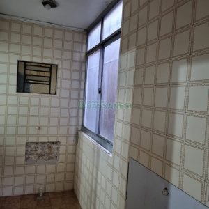 Sala com 26m², no bairro Centro em Caxias do Sul para Comprar