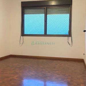 Apartamento com 147m², 3 dormitórios, 1 vaga, no bairro Centro em Caxias do Sul para Alugar ou Comprar