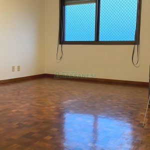 Apartamento com 147m², 3 dormitórios, 1 vaga, no bairro Centro em Caxias do Sul para Alugar ou Comprar