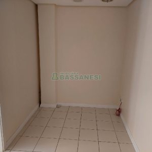 Sala com 52m², 1 vaga, no bairro Centro em Caxias do Sul para Comprar