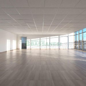 Sala com 107m², 1 vaga, no bairro Floresta em Caxias do Sul para Alugar