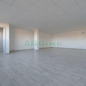Sala com 63m², 1 vaga, no bairro Floresta em Caxias do Sul para Alugar