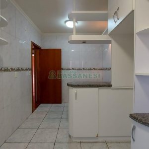 Casa com 312m², 4 dormitórios, 2 vagas, no bairro Cristo Redentor em Caxias do Sul para Alugar