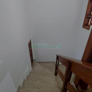 Casa com 312m², 4 dormitórios, 2 vagas, no bairro Cristo Redentor em Caxias do Sul para Alugar