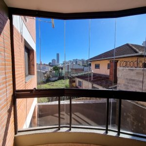 Apartamento com 80m², 1 dormitório, 1 vaga, no bairro Pio X em Caxias do Sul para Comprar