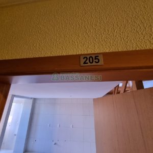 Apartamento com 80m², 1 dormitório, 1 vaga, no bairro Pio X em Caxias do Sul para Comprar