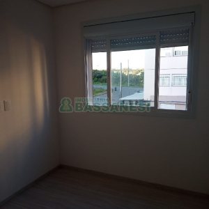 Sobrado com 94m², 3 dormitórios, 2 vagas, no bairro Vila Verde em Caxias do Sul para Comprar