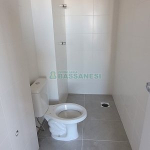 Kitinete com 42m², 1 vaga, no bairro Rio Branco em Caxias do Sul para Comprar