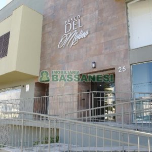 Kitinete com 42m², 1 vaga, no bairro Rio Branco em Caxias do Sul para Comprar