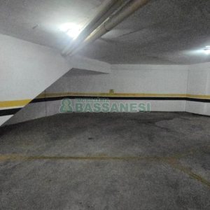 Kitinete com 47m², 1 vaga, no bairro Rio Branco em Caxias do Sul para Comprar