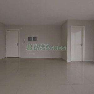 Sala com 36m², 1 vaga, no bairro Centro em Caxias do Sul para Alugar