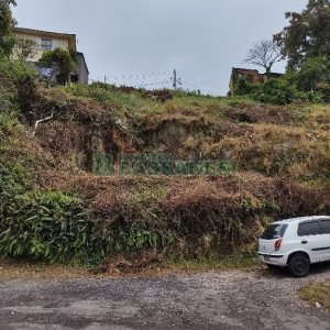 Terreno, no bairro São Leopoldo em Caxias do Sul para Comprar