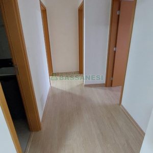 Apartamento com 93m², 3 dormitórios, 1 vaga, no bairro Madureira em Caxias do Sul para Alugar