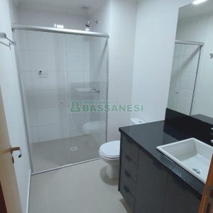 Apartamento com 93m², 3 dormitórios, 1 vaga, no bairro Madureira em Caxias do Sul para Alugar