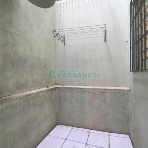 Casa com 84m², 2 dormitórios, 1 vaga, no bairro Cristo Redentor em Caxias do Sul para Alugar