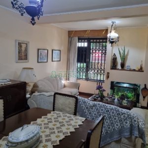 Apartamento com 121m², 3 dormitórios, 2 vagas, no bairro Lourdes em Caxias do Sul para Comprar