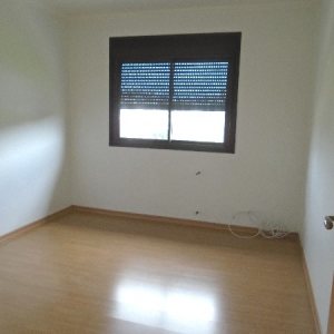 Apartamento com 154m², 3 dormitórios, 4 vagas, no bairro São Leopoldo em Caxias do Sul para Comprar