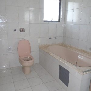Apartamento com 154m², 3 dormitórios, 4 vagas, no bairro São Leopoldo em Caxias do Sul para Comprar