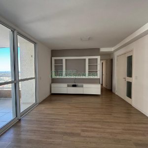 Apartamento com 90m², 3 dormitórios, 1 vaga, no bairro Cristo Redentor em Caxias do Sul para Alugar