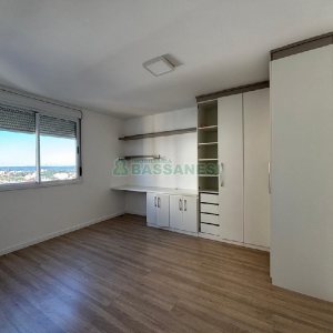 Apartamento com 90m², 3 dormitórios, 1 vaga, no bairro Cristo Redentor em Caxias do Sul para Alugar