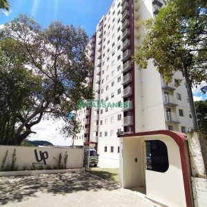 Apto Mobiliado com 58m², 2 dormitórios, 1 vaga, no bairro Petrópolis em Caxias do Sul para Comprar