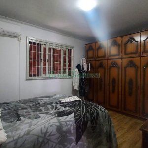 Apartamento com 81m², 3 dormitórios, 2 vagas, no bairro Desvio Rizzo em Caxias do Sul para Comprar