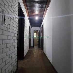 Casa Comercial com 366m², 6 dormitórios, 3 vagas, no bairro São Cristóvão em Caxias do Sul para Comprar