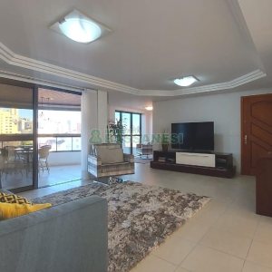 Apto Mobiliado com 198m², 3 dormitórios, 3 vagas, no bairro Madureira em Caxias do Sul para Comprar