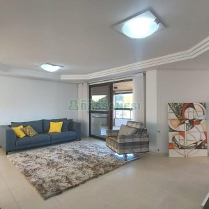 Apto Mobiliado com 198m², 3 dormitórios, 3 vagas, no bairro Madureira em Caxias do Sul para Comprar